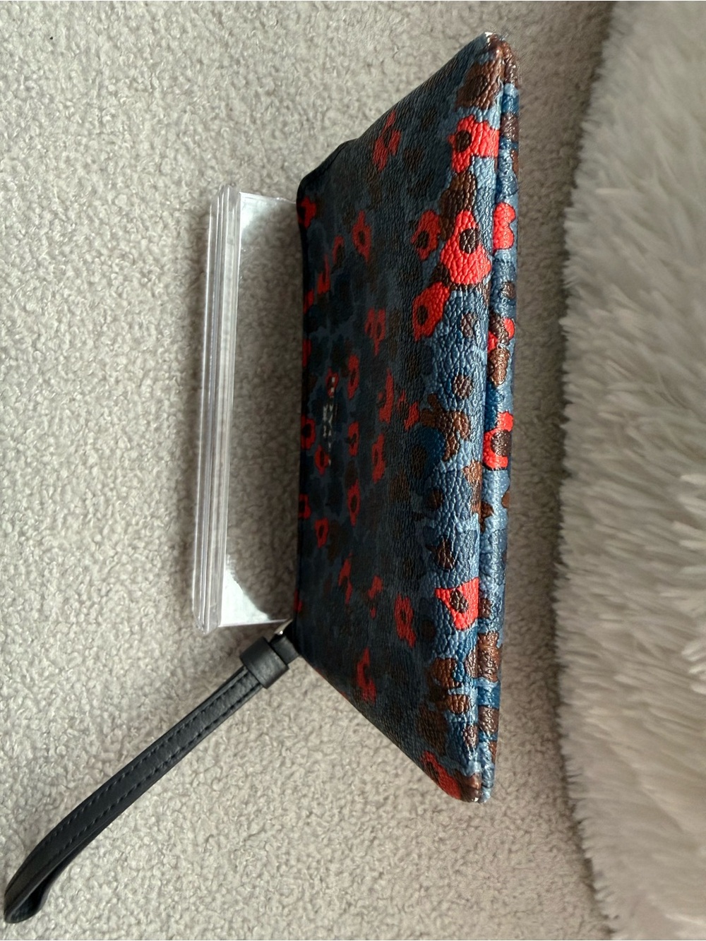 Coach Meadow Cluster Floral Corner Zip Wristlet NWOT - Picture 9 of 14